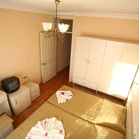 Egeria Park 3*