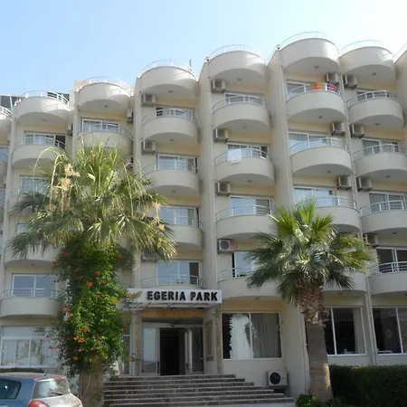 Ξενοδοχείο Egeria Park